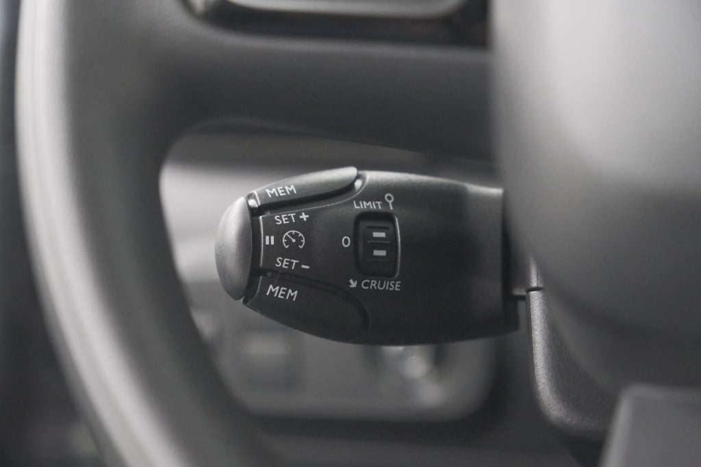 Citroen C3 puretech 110 eat6 max | apple carplay | parkeersensoren | climat
