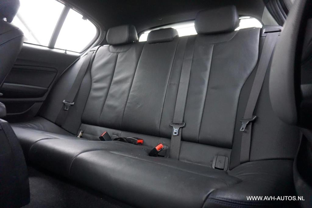 BMW 1 Serie 118i centennial high executive