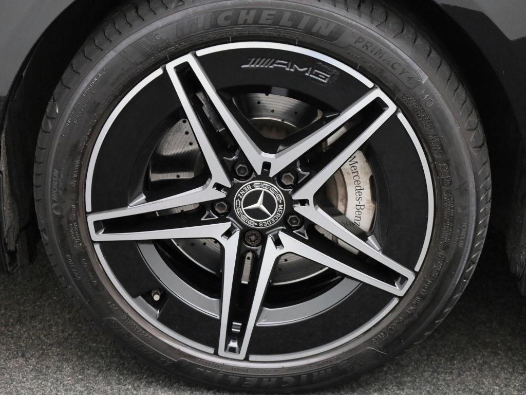 Mercedes-Benz C-Klasse 300 e amg line | automaat | lage km stand | climate 