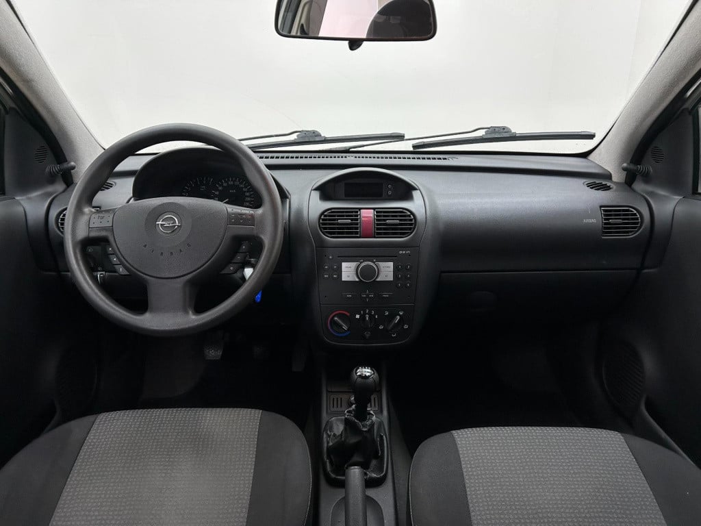 Opel Corsa occasion 1.2-16v rhythm | grijs | tweedehands opel corsa | cruis