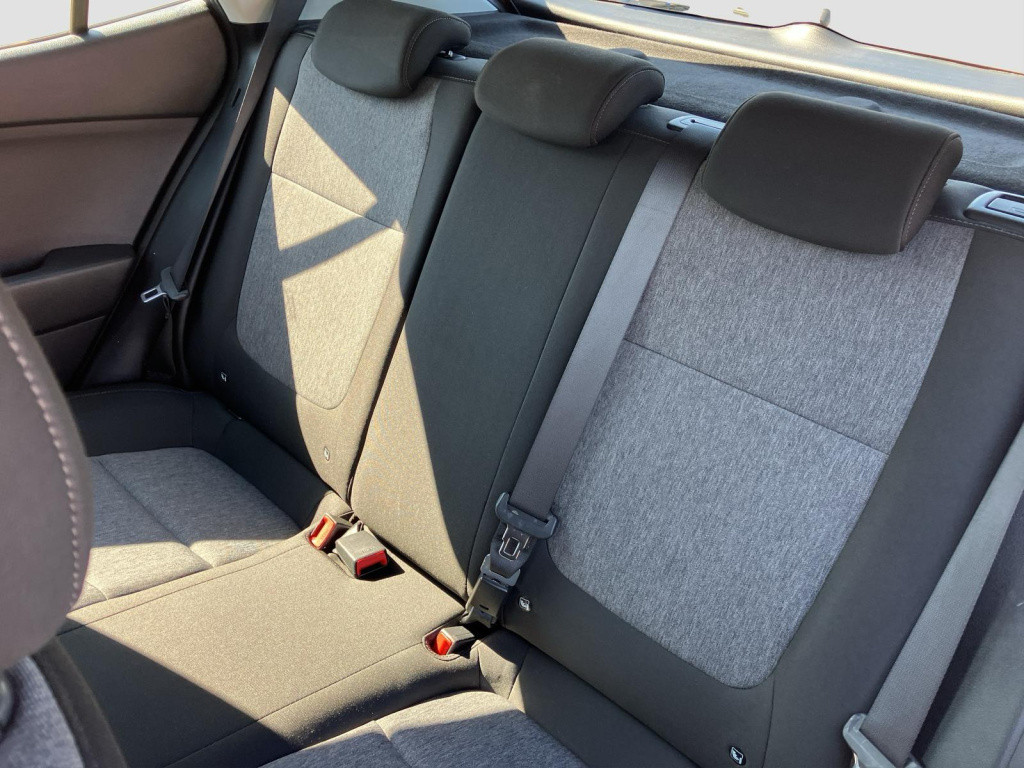 Kia Stonic 1.0 t-gdi dynamicline | navigatie | parkeercamera | two-tone |