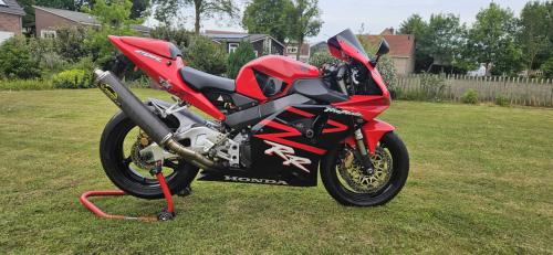 Honda CBR 954 RR Fireblade