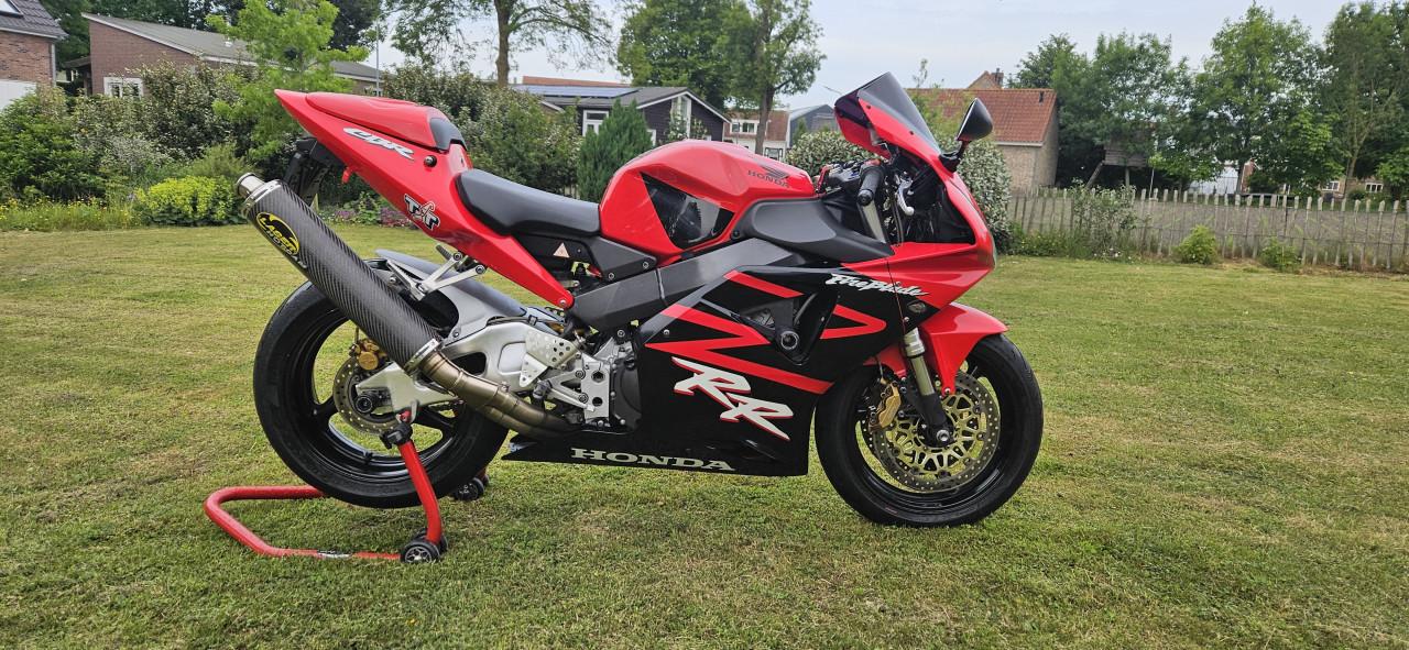 Honda CBR 954 RR Fireblade