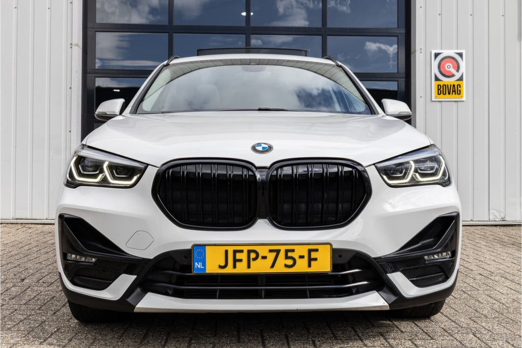 BMW X1 xdrive25e edrive sport line ✅pano✅18inch✅sportst