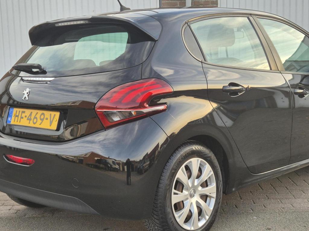 Peugeot 208 1.2 vti active