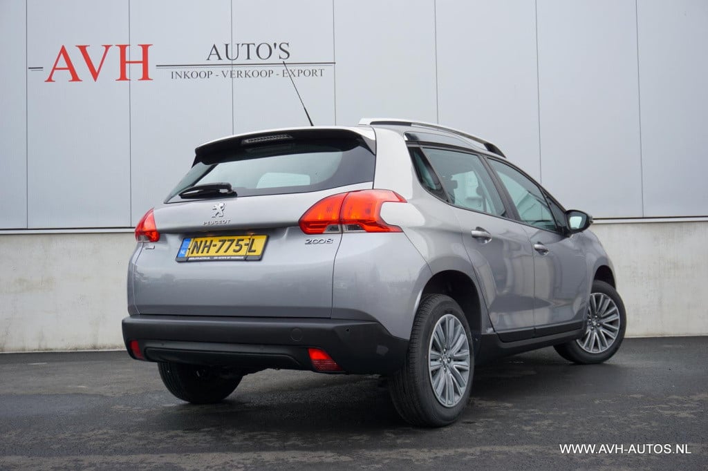 Peugeot 2008 1.2 puretech style
