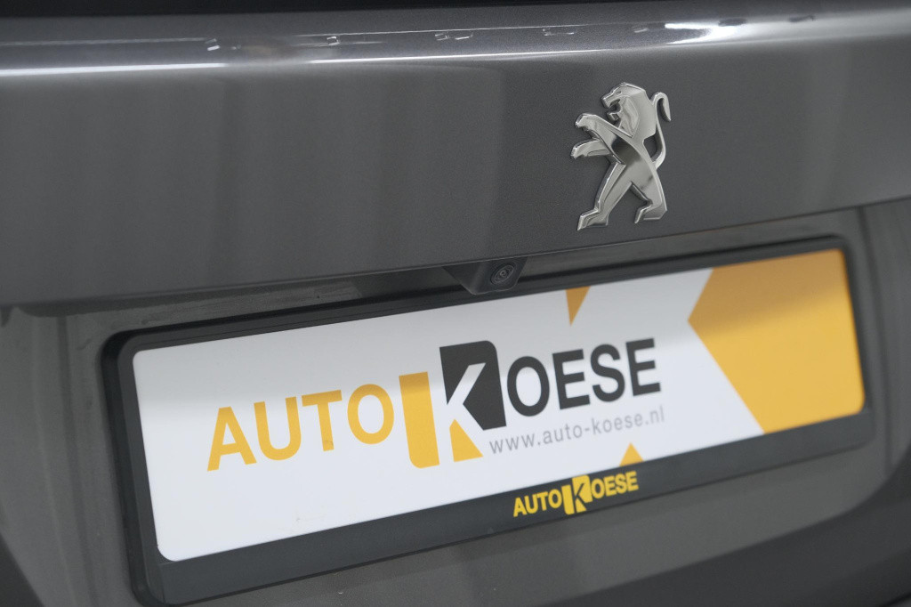 Peugeot 2008 puretech 102 allure pack | camera | apple carplay | parkeersen