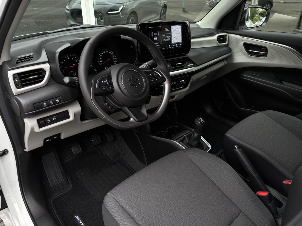 Suzuki Swift 1.2 style smart hybrid