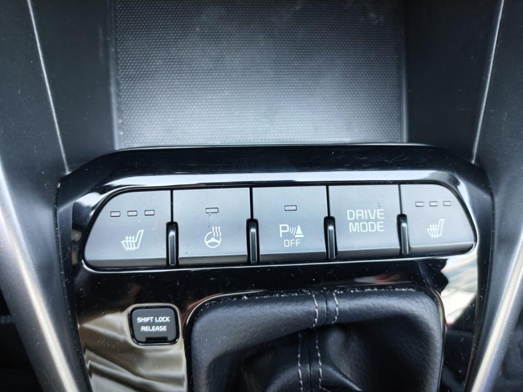 Kia Stonic 1.0 t-gdi mhev gt-line | 120pk | stuur-/stoelverwarming | naviga