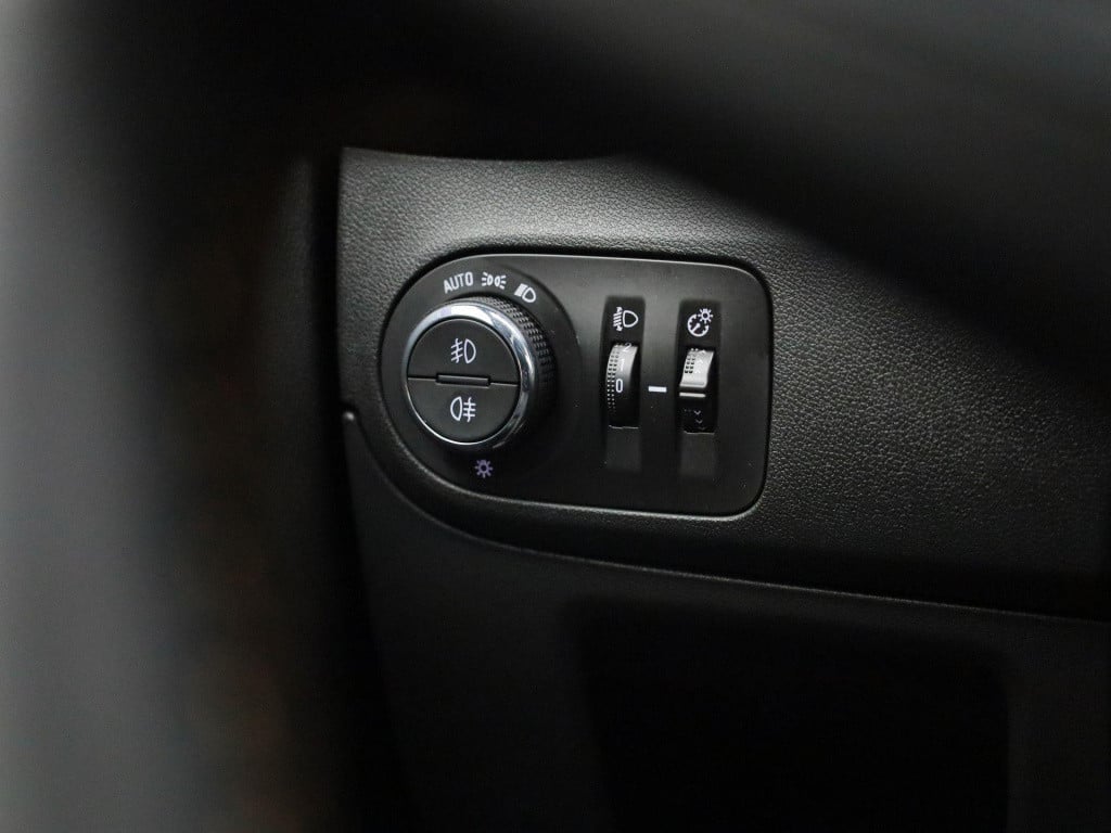 Opel Crossland X 1.2 turbo innovation | navigatie | apple carplay / android