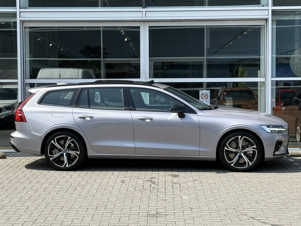 Volvo V60 t6 awd gt ultra dark