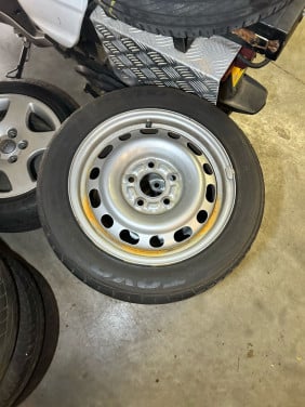 STALEN VELGEN TOYO TIRES ZOMERBANDEN