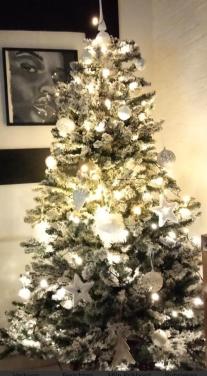 Kunst Kerstboom met sneeuw