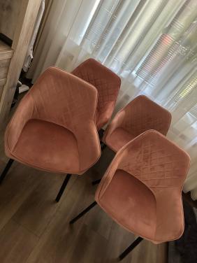 4 Eetkamer stoelen