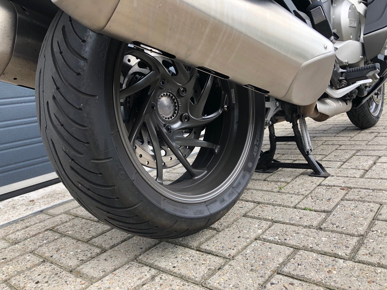BMW K1600GT van 1e eigenaar met slechts 23 dkm, topkoffer etc. etc. €9950,-