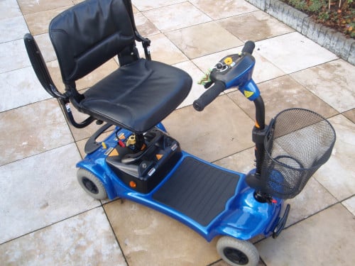 Opvouwbare Sterling 4wiel scootmobiel met afneembaar accupakket