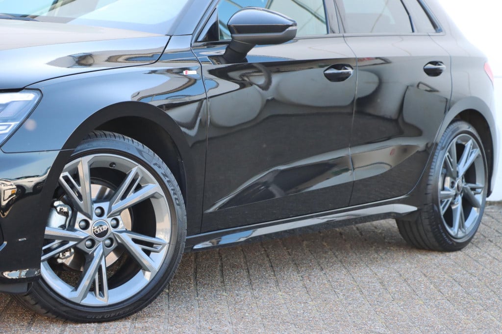 Audi A3 sportback 35 tfsi s edition 150pk s-tronic