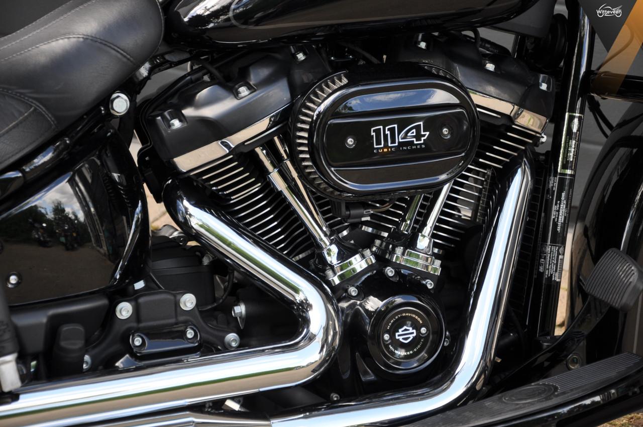 Harley Davidson FLHCS Heritage Softail Classic 114 13500 KM 5HD