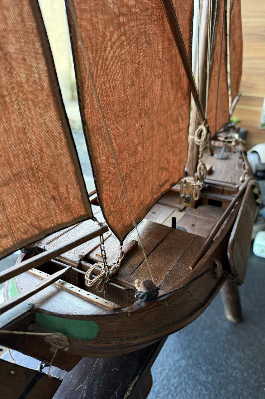 Prachtig handgemaakt vissersschip VLI 27 (Hoogaars)