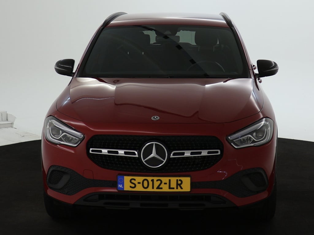 Mercedes-Benz Gla-klasse 250 e business solution luxury line apple carplay 