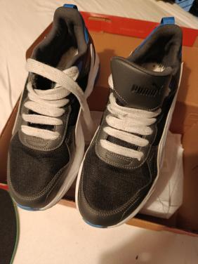 Puma Sneakers