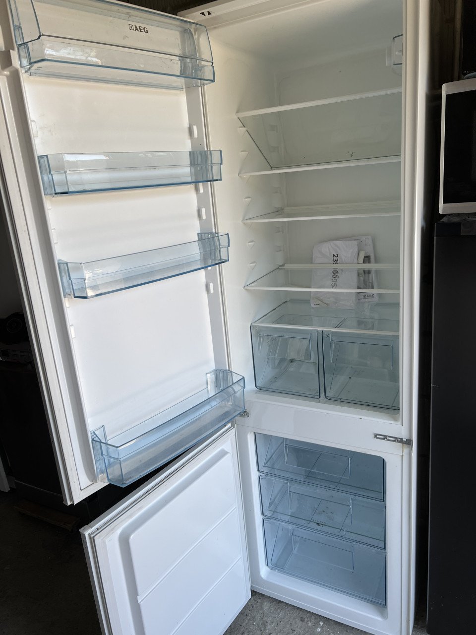 AEG inbouw koel-vriescombinatie koelkast met vriezer 180x55 cm. A+ klasse)