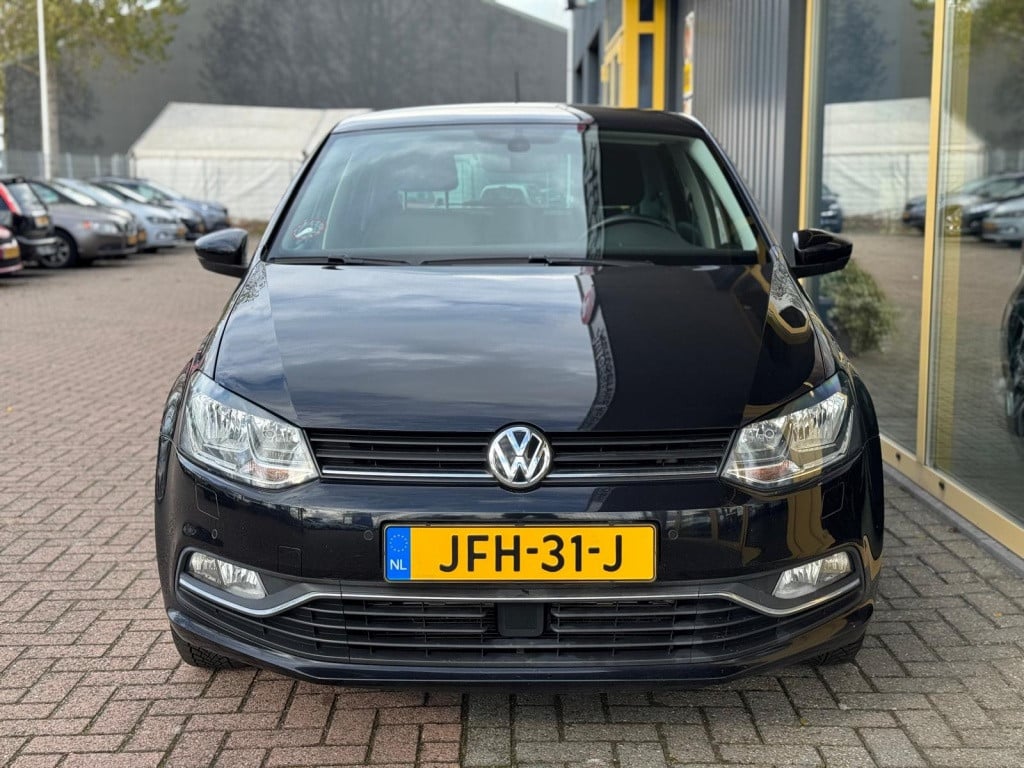 Volkswagen Polo 1.2 tsi automaat - lm velgen - pdc