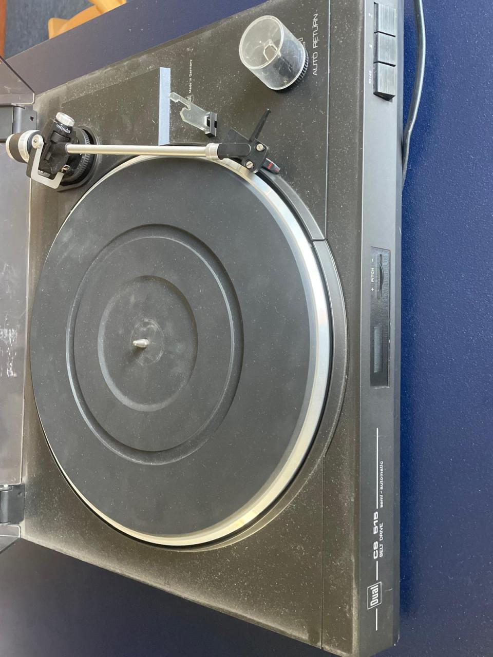 Aangeboden Platenspeler Dual CS 515