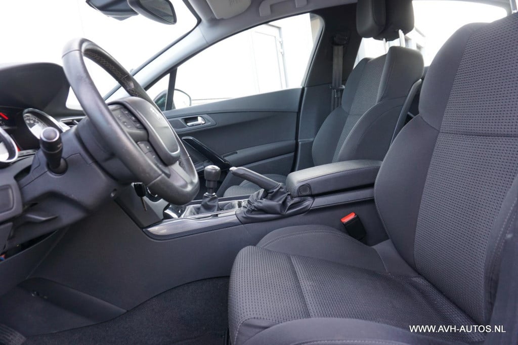 Peugeot 508 1.6 thp blue lease executive