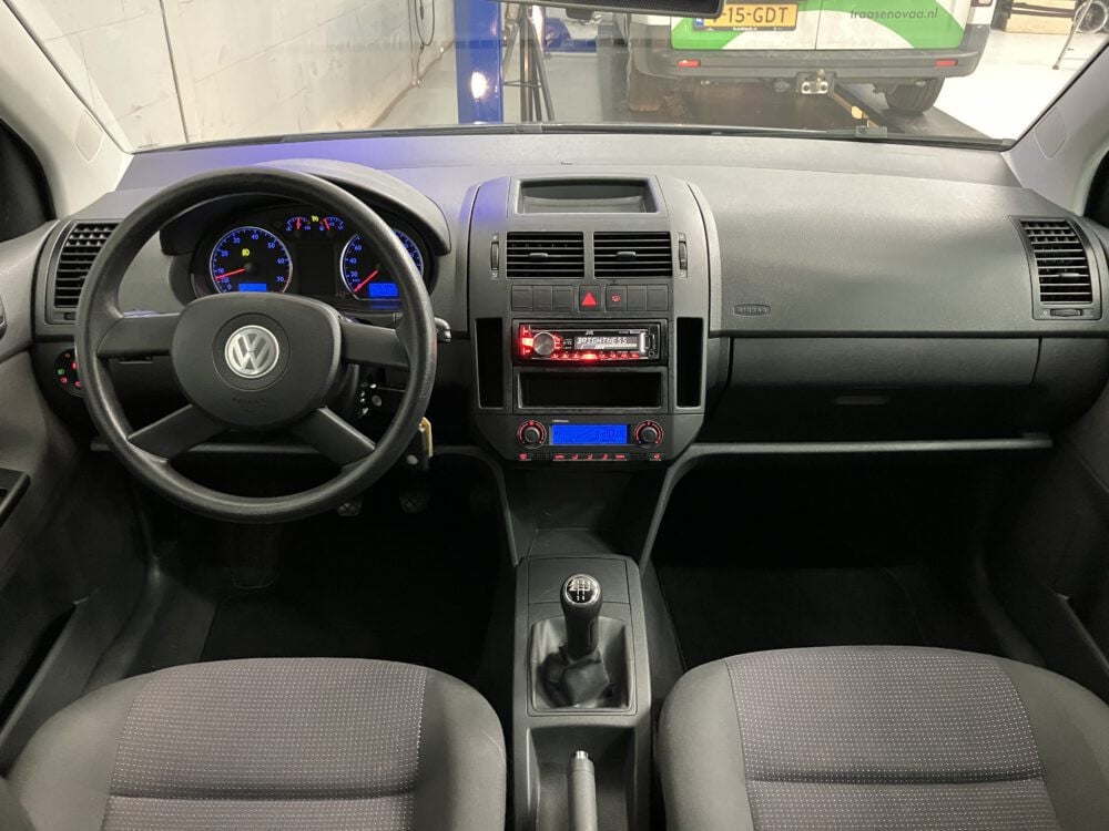 Volkswagen Polo 1.4-16V Athene
