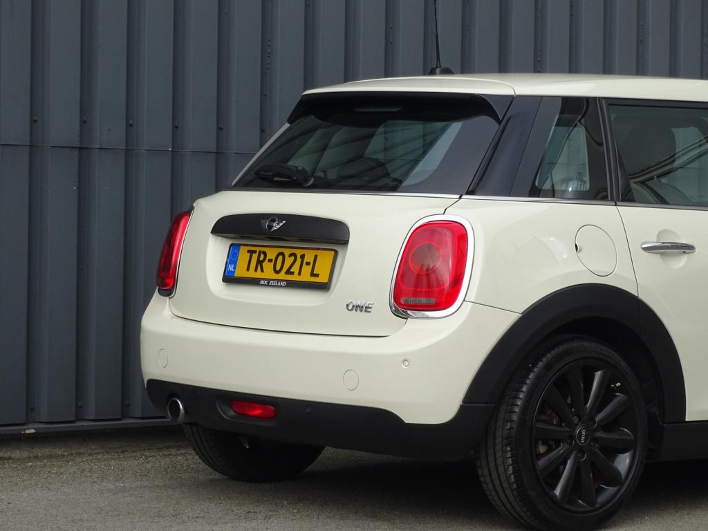 Mini 5-deurs mini 1.2 one business | bluetooth | 17" | clima