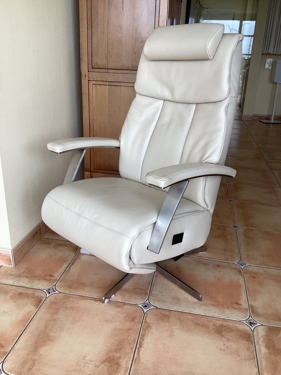 Nieuwstaat!Sta-op relax Prominent S100/USB/wellness(3 motoren)