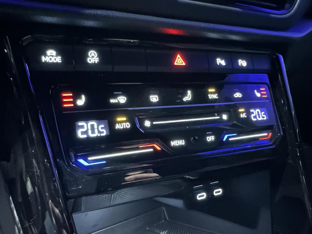 Volkswagen T-roc 1.5 tsi r-line business+ *appconnect*led*clima*