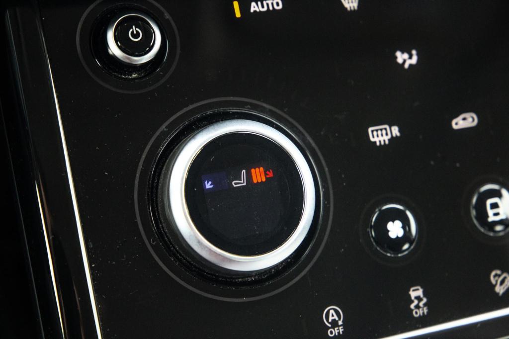 Land Rover Range Rover 1.5 p300e awd s plug in hybride / leder / adaptive c