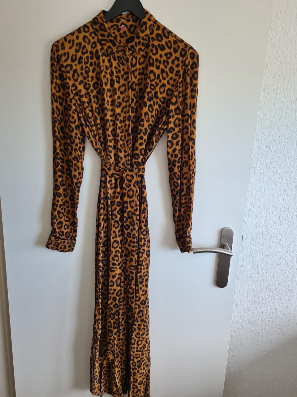Prachtige maxi doorknoop jurk van Miss Etam Mt M-L