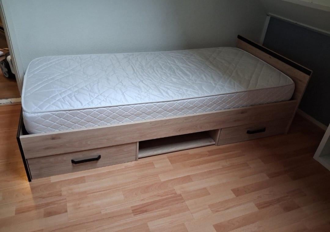 2 eenpersoonsbedden