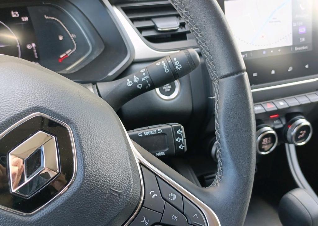 Renault Captur 1.6 e-tech hybrid 145 evolution