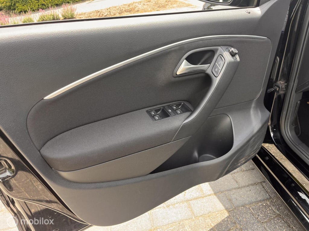 Volkswagen Polo 1.2 tsi comfortline business