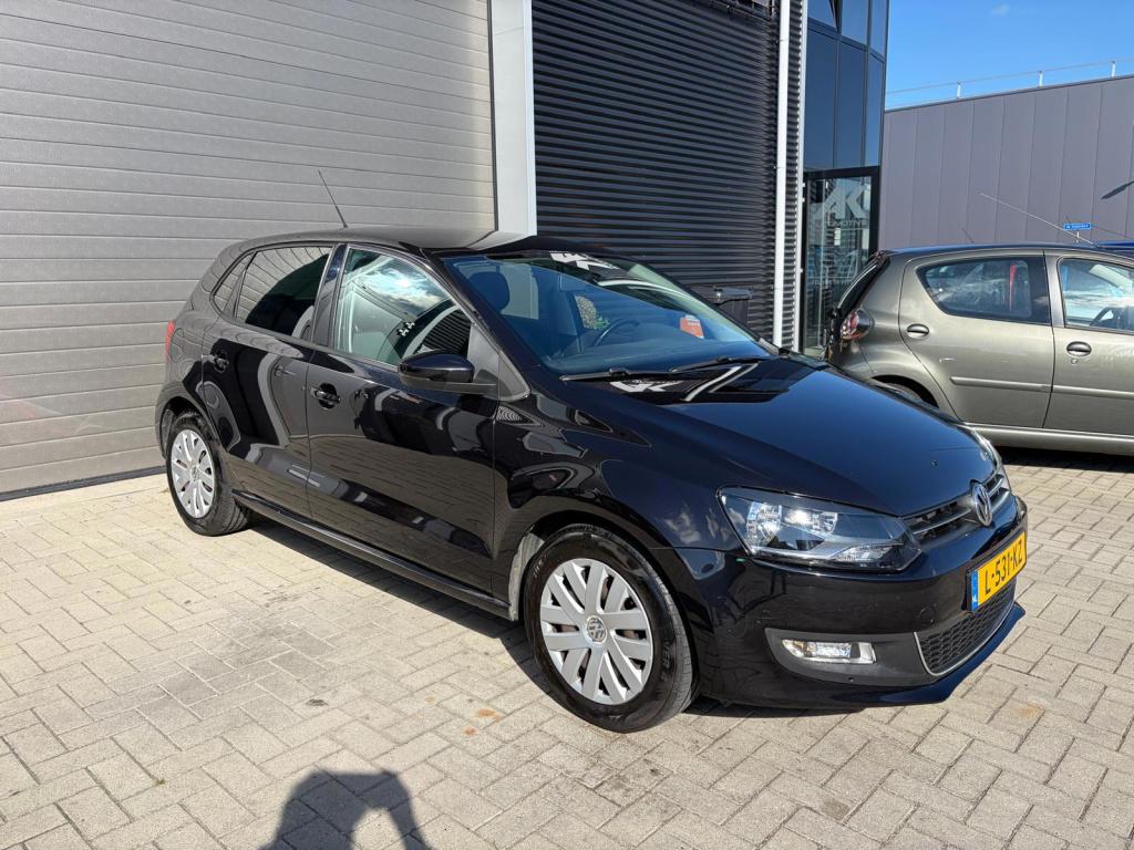 Volkswagen Polo 1.2-12v bluemotion trendline/mooie auto/clima/carplay/