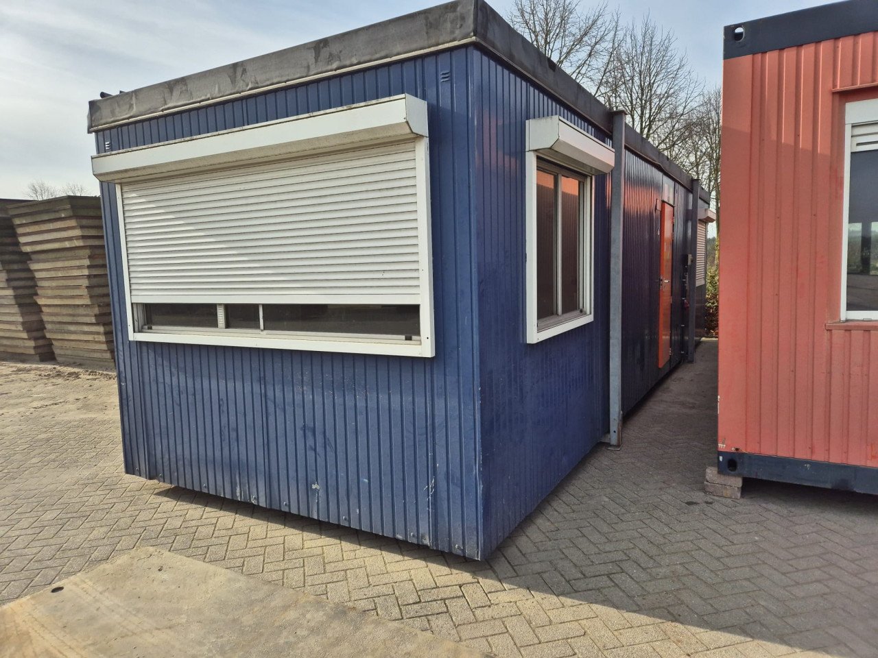 Kantoorunit/bouwkeet/woonunit/schaftkeet/container 10x3m