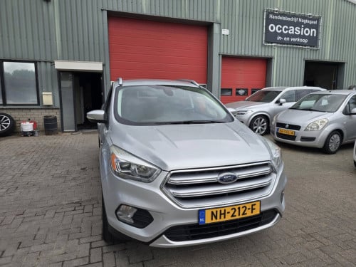 Zeer mooie Ford kuga 1.5 titanium  Bouwjaar 2017