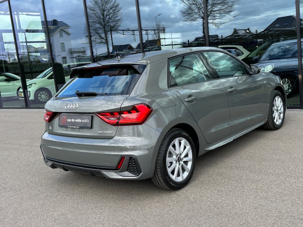Audi A1 Sportback 30 tfsi 116pk s-tronic s-line | navi | virtual cockpit | 