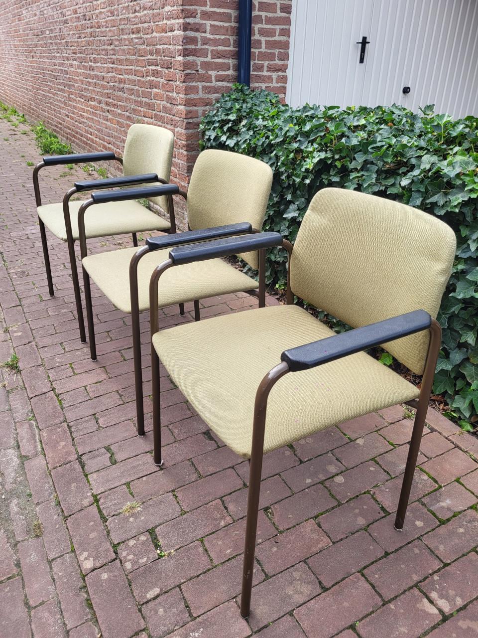 Vintage eetkamerstoelen groen