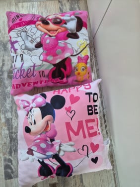 2x kussen minnie mouse