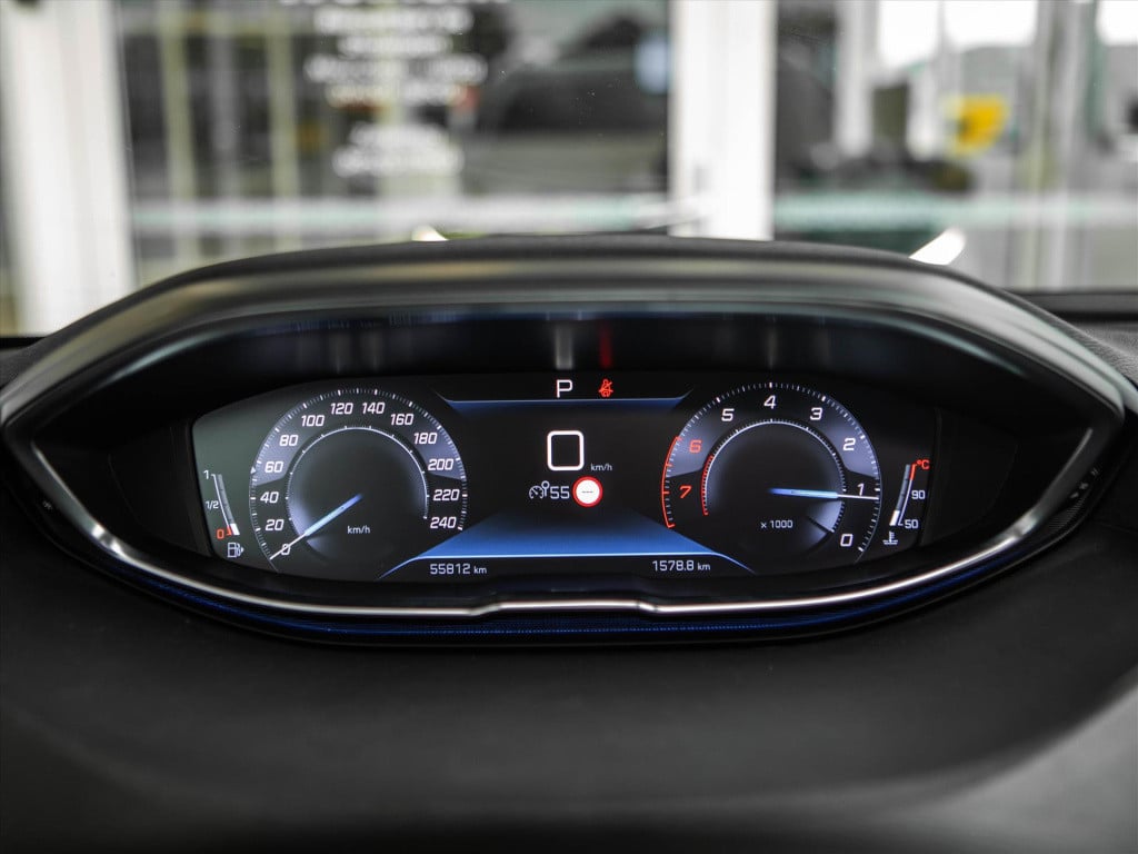 Peugeot 5008 1.2 puretech 130pk blue lease premium automaat | 7-zits |panor