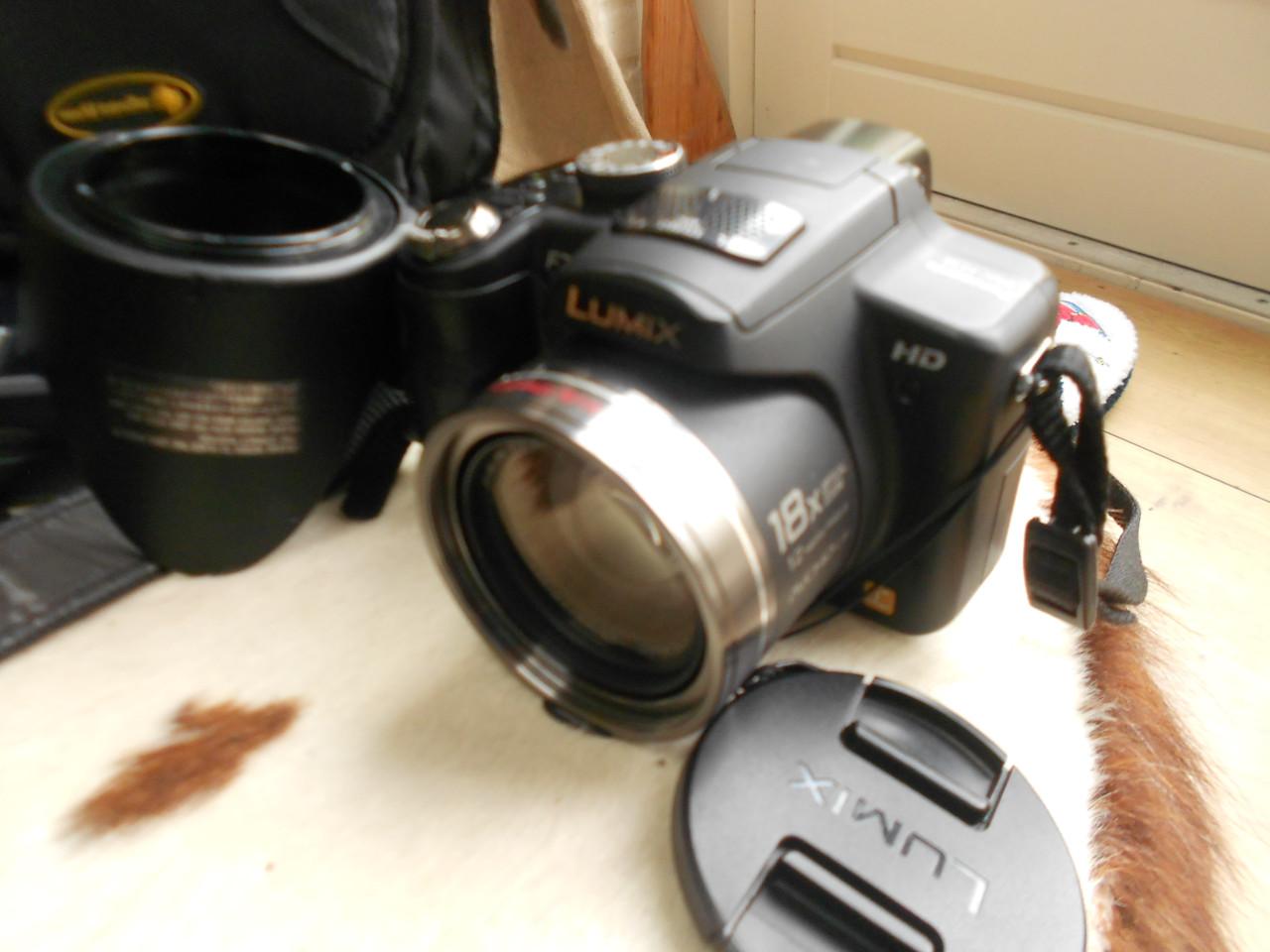 Panasonic lumix fz38 foto camera toestel met opbergtas.