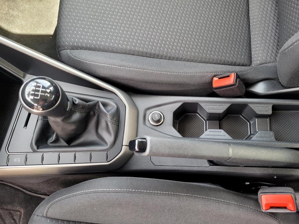 Volkswagen Polo 1.0 tsi highline