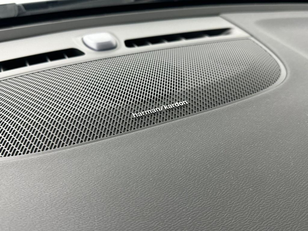 Volvo Ex40 extended plus 82 kwh | trekhaak| achteruitrijcamera| h&k audio