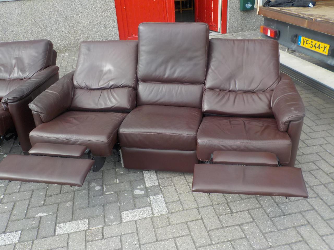 Leren elektrische 3-zits + 1 relax fauteuil + fauteuil in zeer goede staat