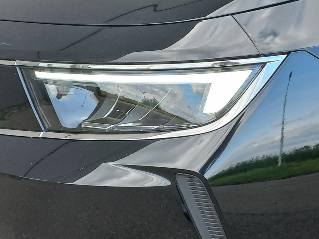 Opel Astra 1.2 edition 110pk | navi | climate | pdc | lmv |